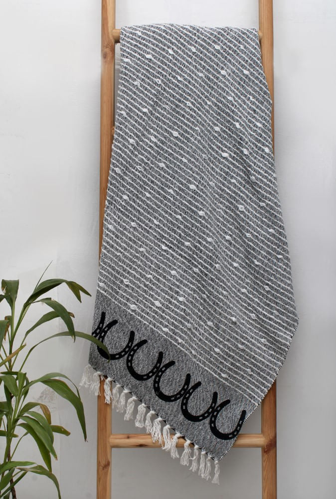 Horsehoes Cotton Throw - Pet's Shop