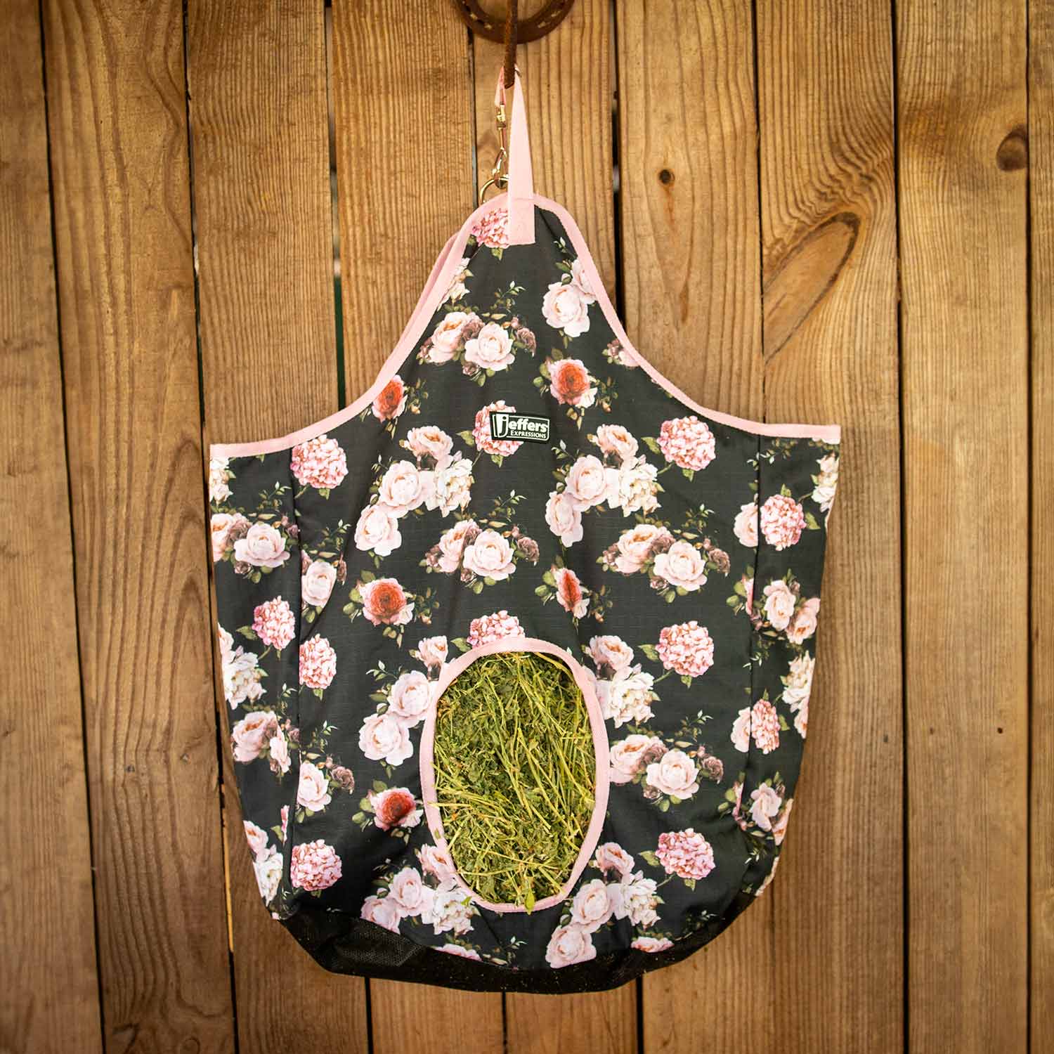 Expression Top Loading Hay Bag, 600 Denier - Pet's Shop