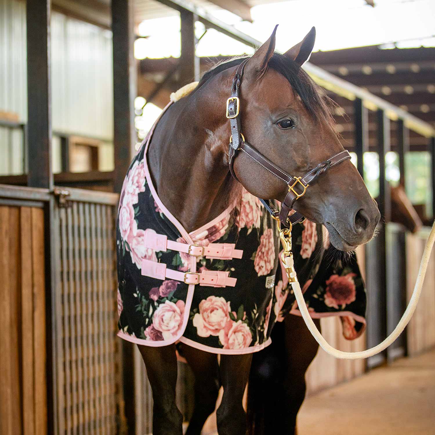 Expression Standard Neck Fleece Horse Cooler, Rose Garden - Pet's Shop