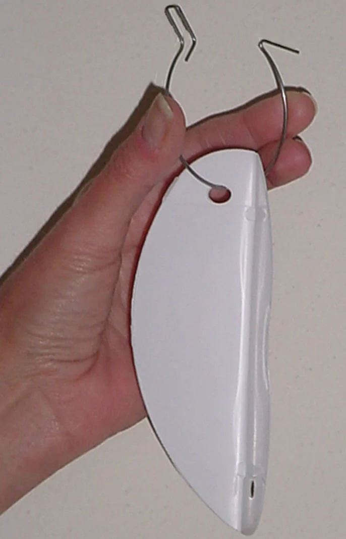 FENCE-FLAGS & K-CLIPS for Livestock Fencing, 12 Pack - Pet's Shop