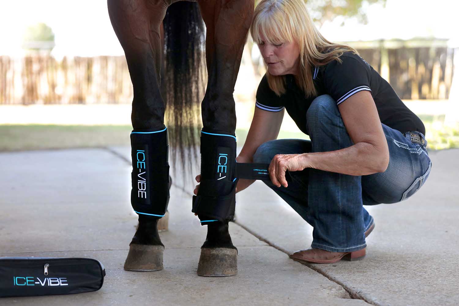 Ice Vibe Therapy Boot for Horses, 2 Pack - Pet's Shop